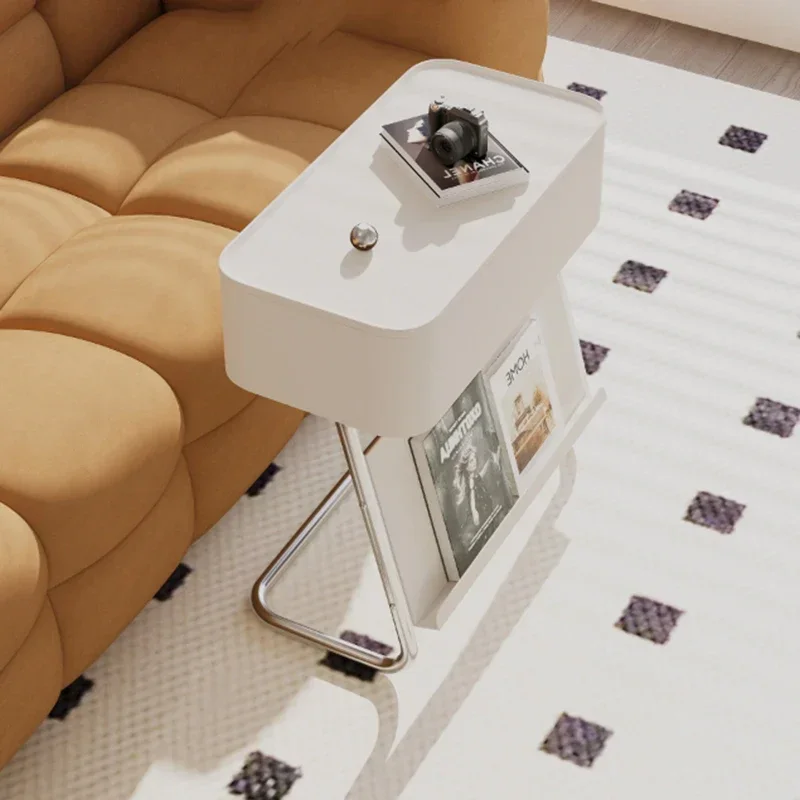 

-Моббильный угловой журнальный столик на колесах, минималистичный маленький металлический эстетический приставной столик для хранения, скандинавская меза, вспомогательная постмодернистская мебель