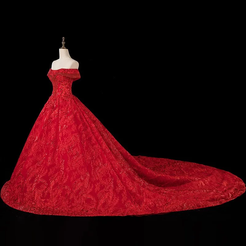 New red heavy industry plus-size dress with a big tail