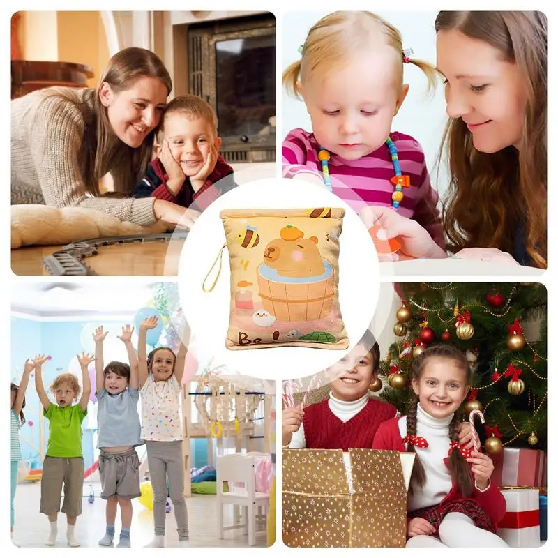 Pluszowa torba na przekąski Pluszowa lalka Capybara Worek na przekąski Miękka poduszka do przytulania ze smyczą Brelok z 4 lalkami dla przedszkolaków i uczniów