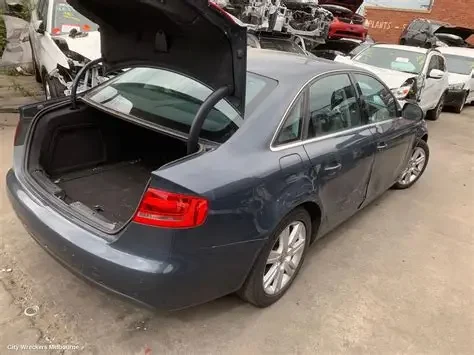 

Автоматические газовые упоры (амортизаторы) для багажника Audi A4 (B8/8K) Седан 2007-2016 с функцией автоматического открывания и пружинами