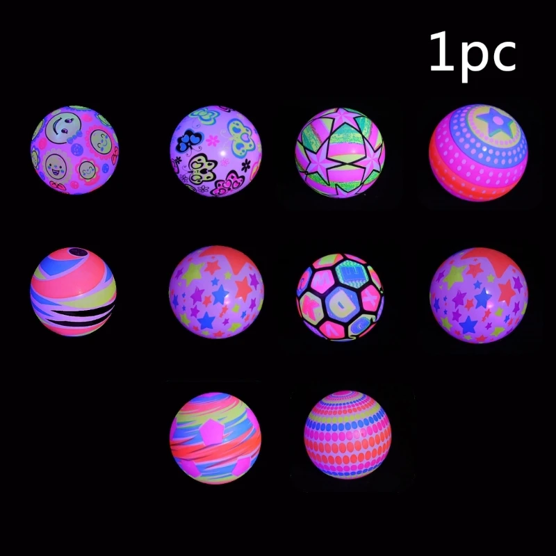 الكبار طفل في الهواء الطلق الظلام الرياضة تضيء نفخ لعبة مضيئة كرات اللياقة البدنية لعبة