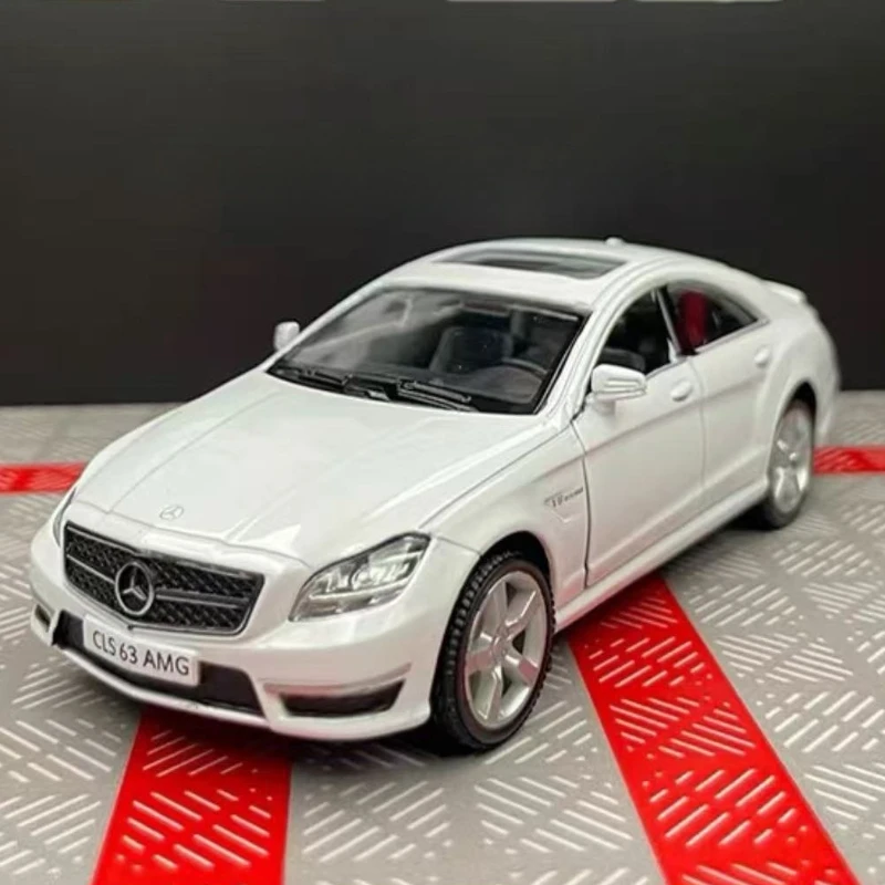 1:36 mercedes benz c63 amg coupe liga modelo de carro simulação requintado veículos de brinquedo fundido estilo de carro puxar para trás carro esportivo f1