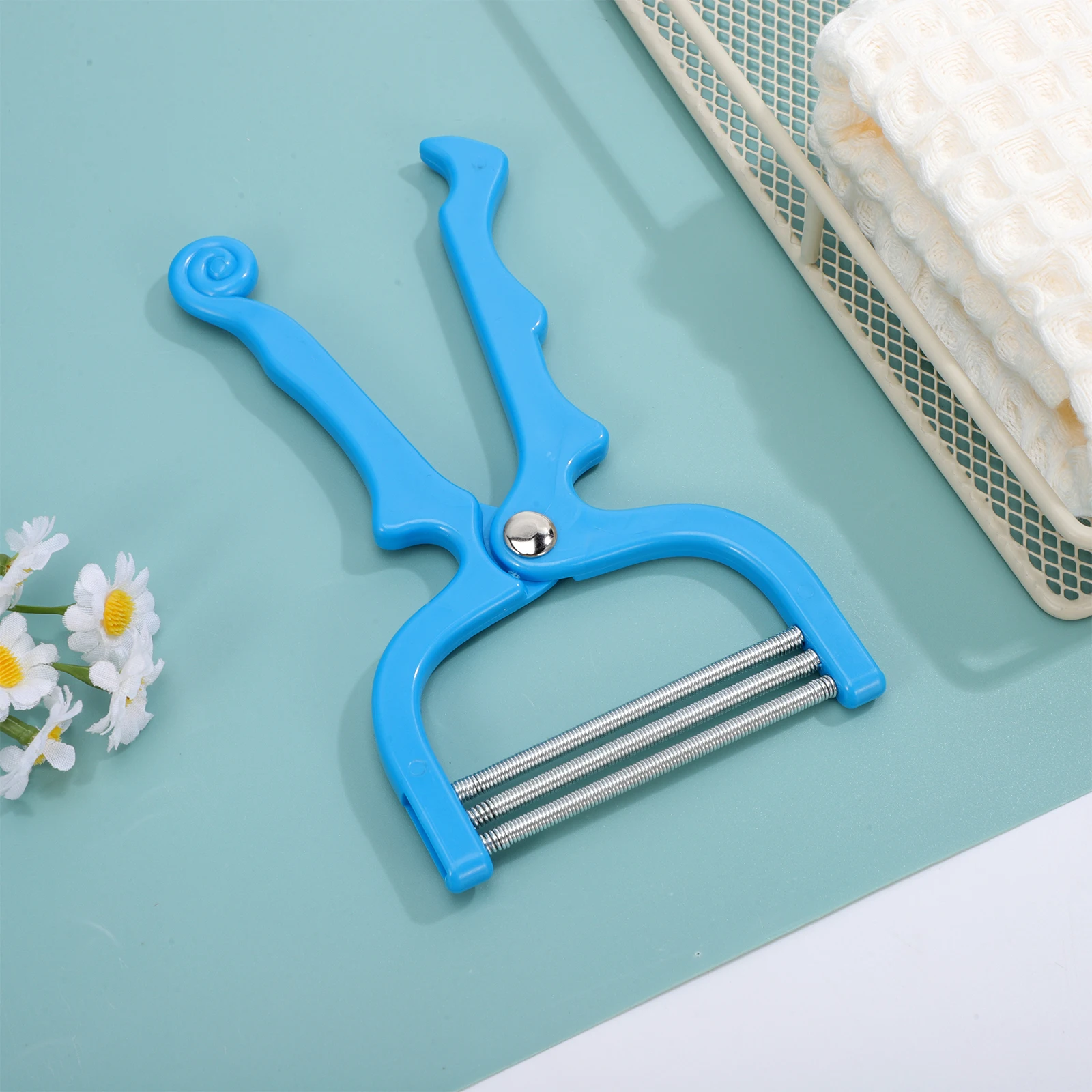 

Facial Hair Remover Spring Tool Women Face Chin Forehead Cheeks Manual Epilator Stick Stainless Steel Coil Spring Hair Removal