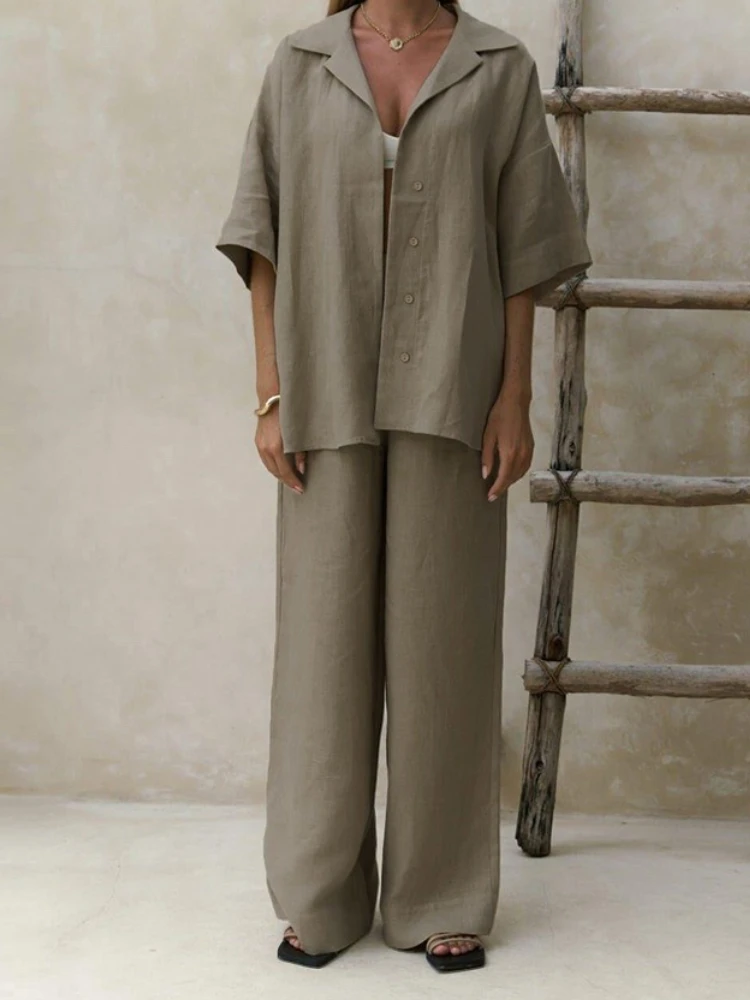 Novità in estate Pantaloni a maniche corte in cotone casual Set da 2 pezzi Camicia a maniche corte tinta unita da donna Set di pantaloni larghi