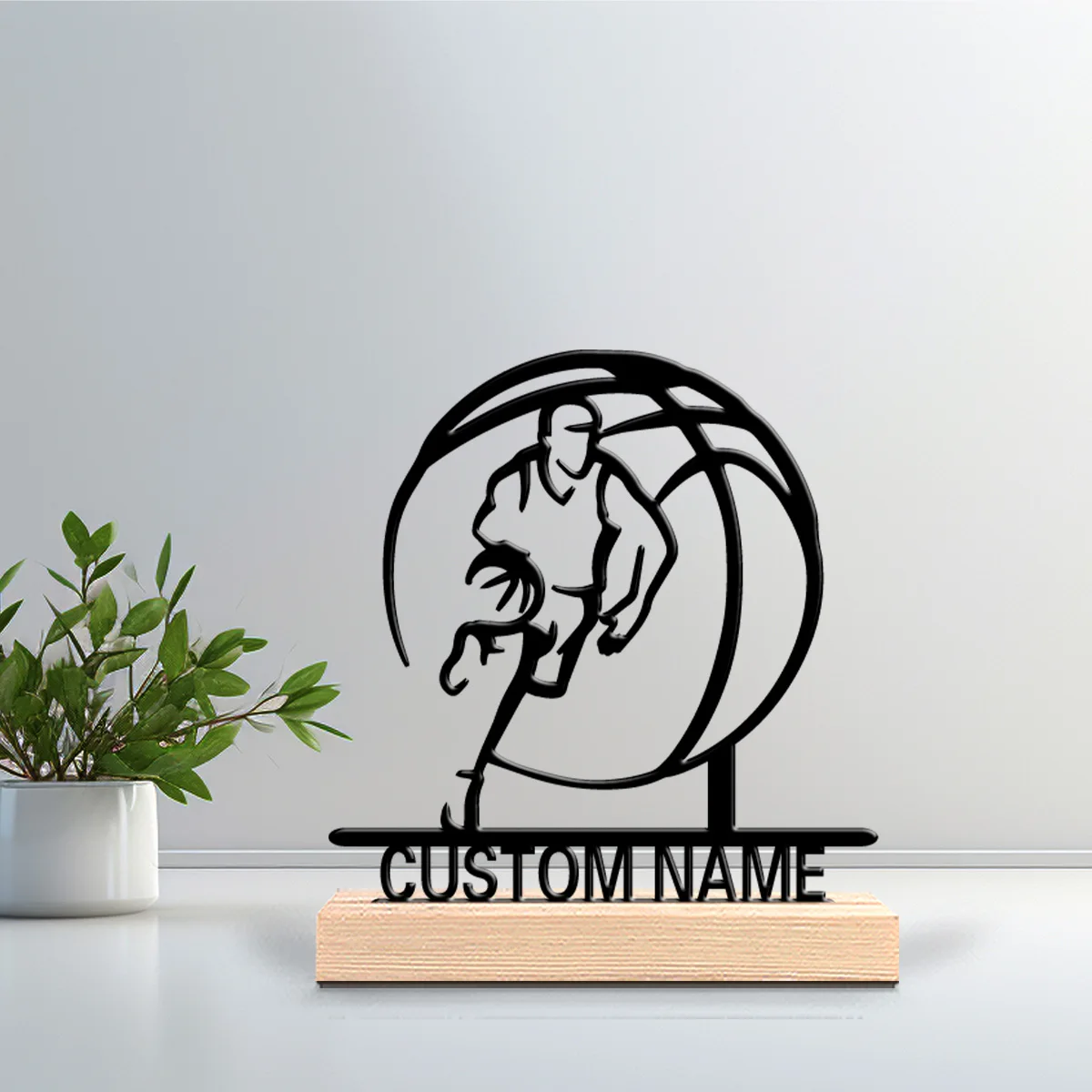 1 Stück Romantische Personalisierte Basketball-Spieler-Metallstatue, Geschenk für Sportbegeisterte mit Holzsockel, Perfekt für Schlafzimmer