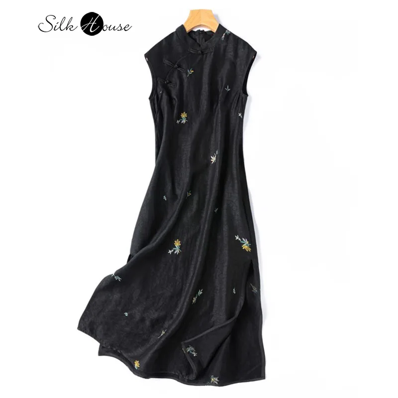 

Light Chinese Embroidered 100% Natural Mulberry Silk Gambiered Guangdong Gauze Stand Collar Slim Fit Women's Fashionable Dress