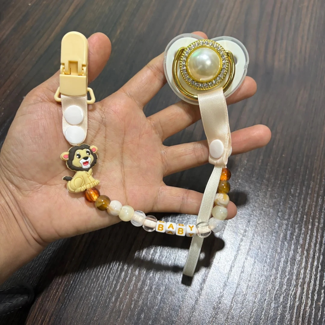 

Милая силиконовая соска-пустышка для новорожденных с эффектом настоящего прикорма, с защитным колпачком, имитирующая грудь, успокаивает малыша и улучшает качество сна