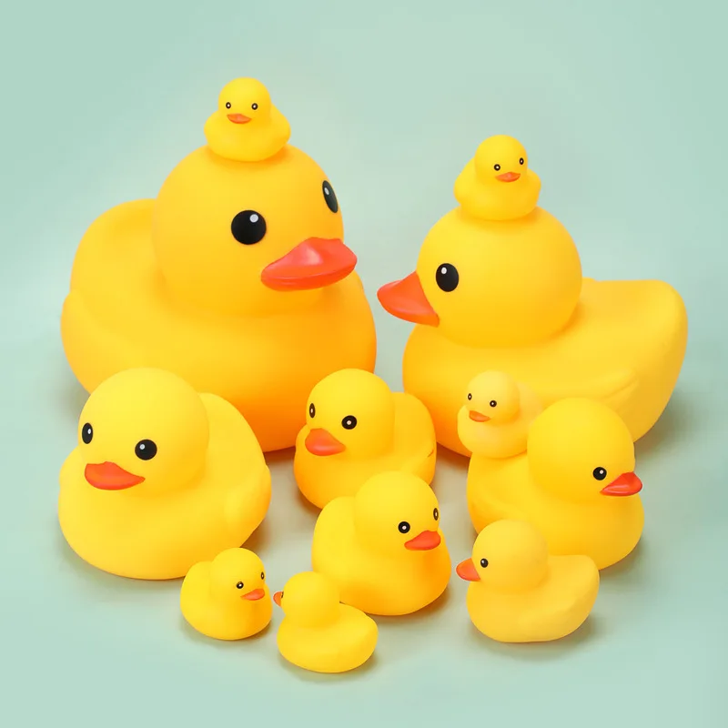 Pato amarillo pequeño para bebé, juguetes de baño de goma para apretar, BB, juguete divertido de agua, carrera clásica, juguetes chirriantes para