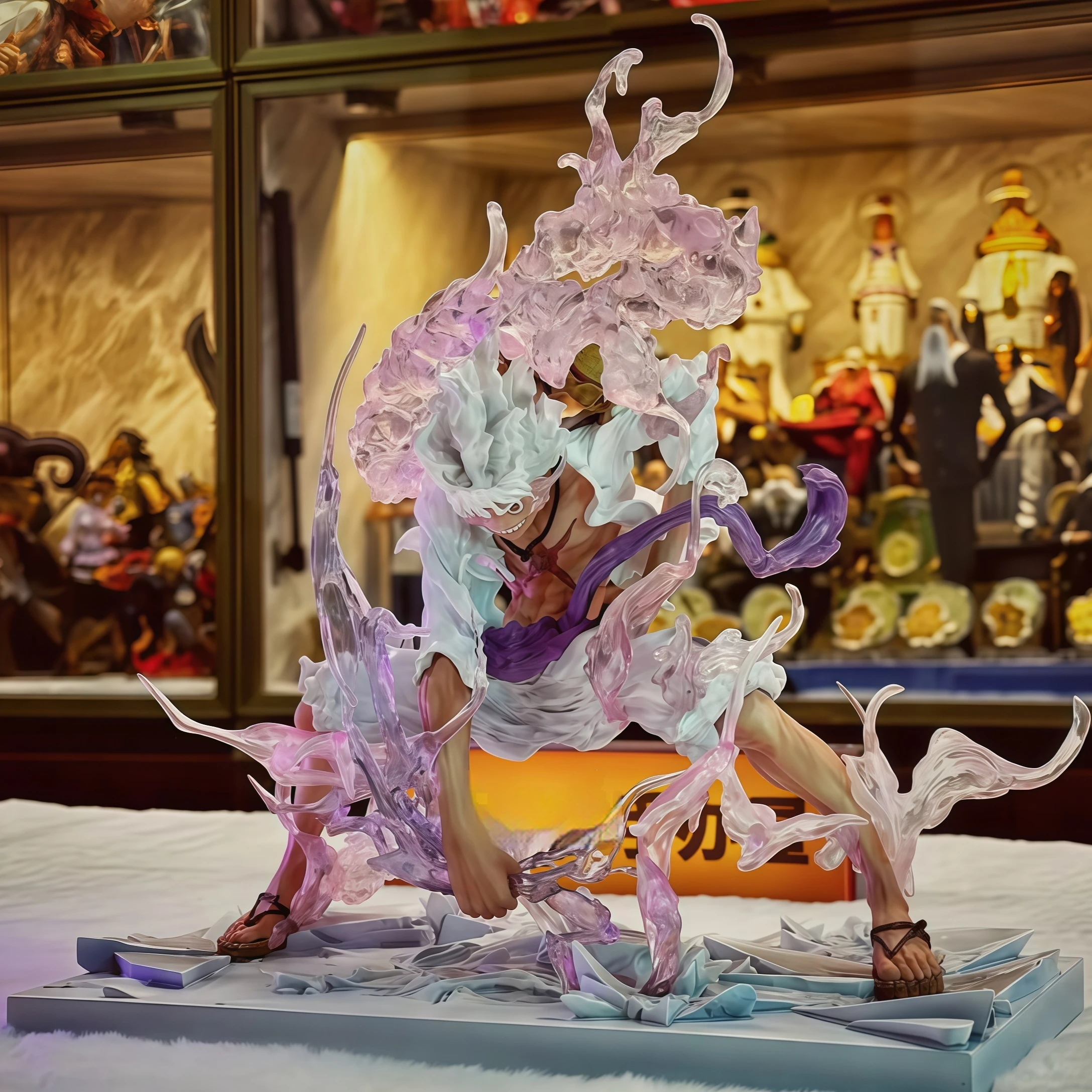 Una pieza Gk cortina de hierro Dios sol Nika forma Luffy Gear quinto adorno de escritorio modelo coleccionable regalo para hombres