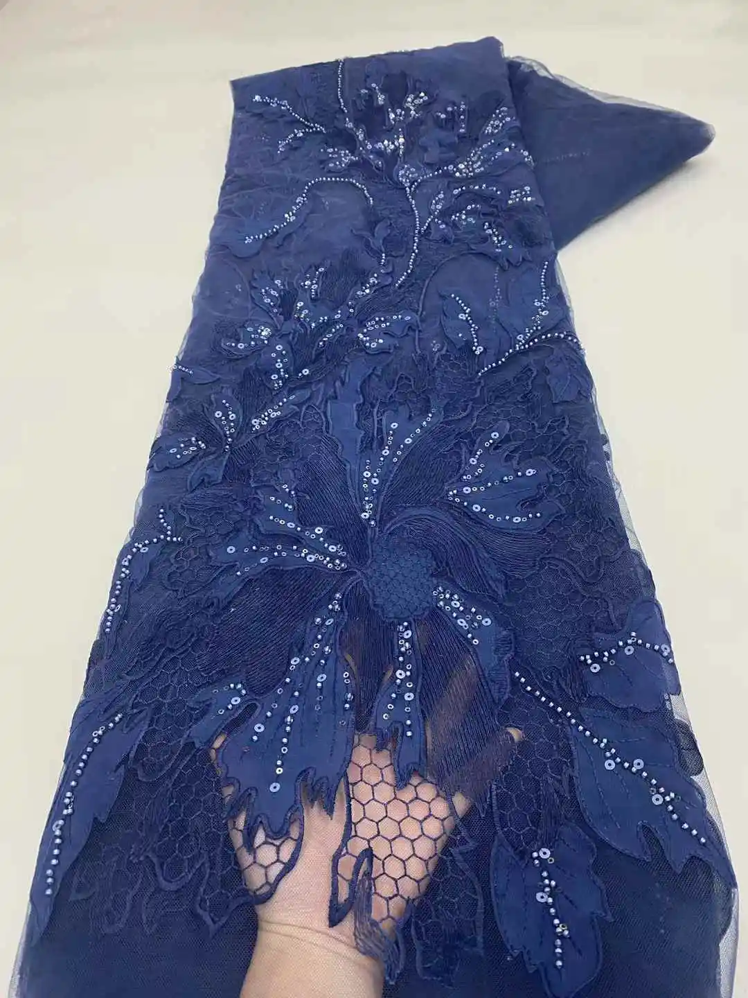 

African Luxury Sequins Lace Fabrics 2025 Latest Beaded Embroidery French Tulle Mesh Lace Fabric Material for Party Wedding Dress