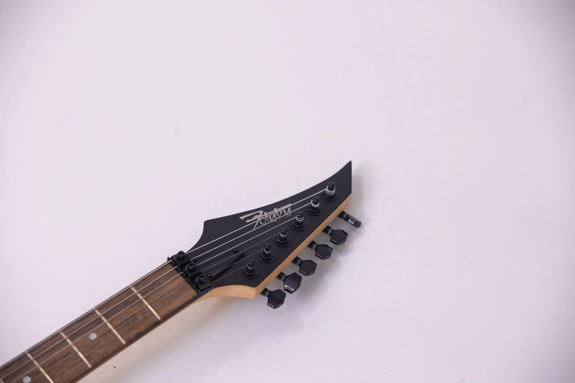 Kualitas tinggi, dapat disesuaikan, 6 string 24 produk gitar listrik, warna kayu alami, pesanan dapat dikirim