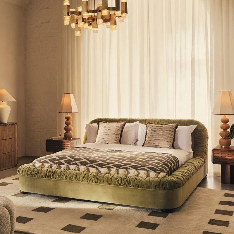 Nordic retro fabric bedroom double bed, French hotel villa bed and breakfast pleated big wedding bed, designer princess bed