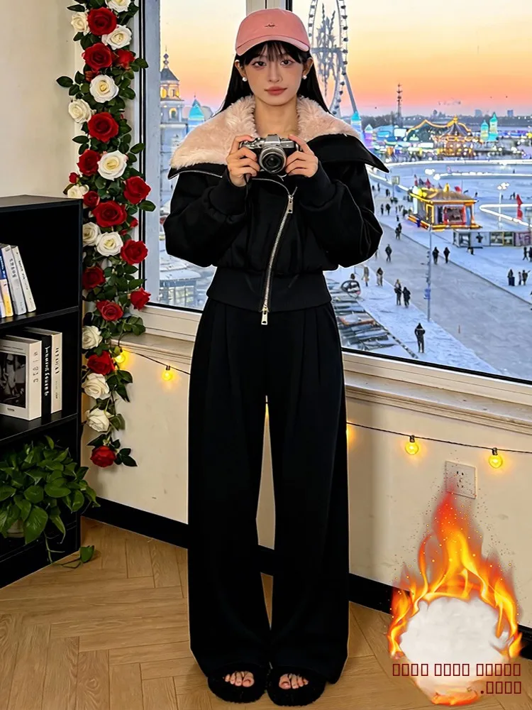 

Комплект из двух предметов: кардиган и брюки с высокой талией и широкими штанинами, женский повседневный спортивный зимний модный ансамбль, утепленный, с полной меховой отделкой