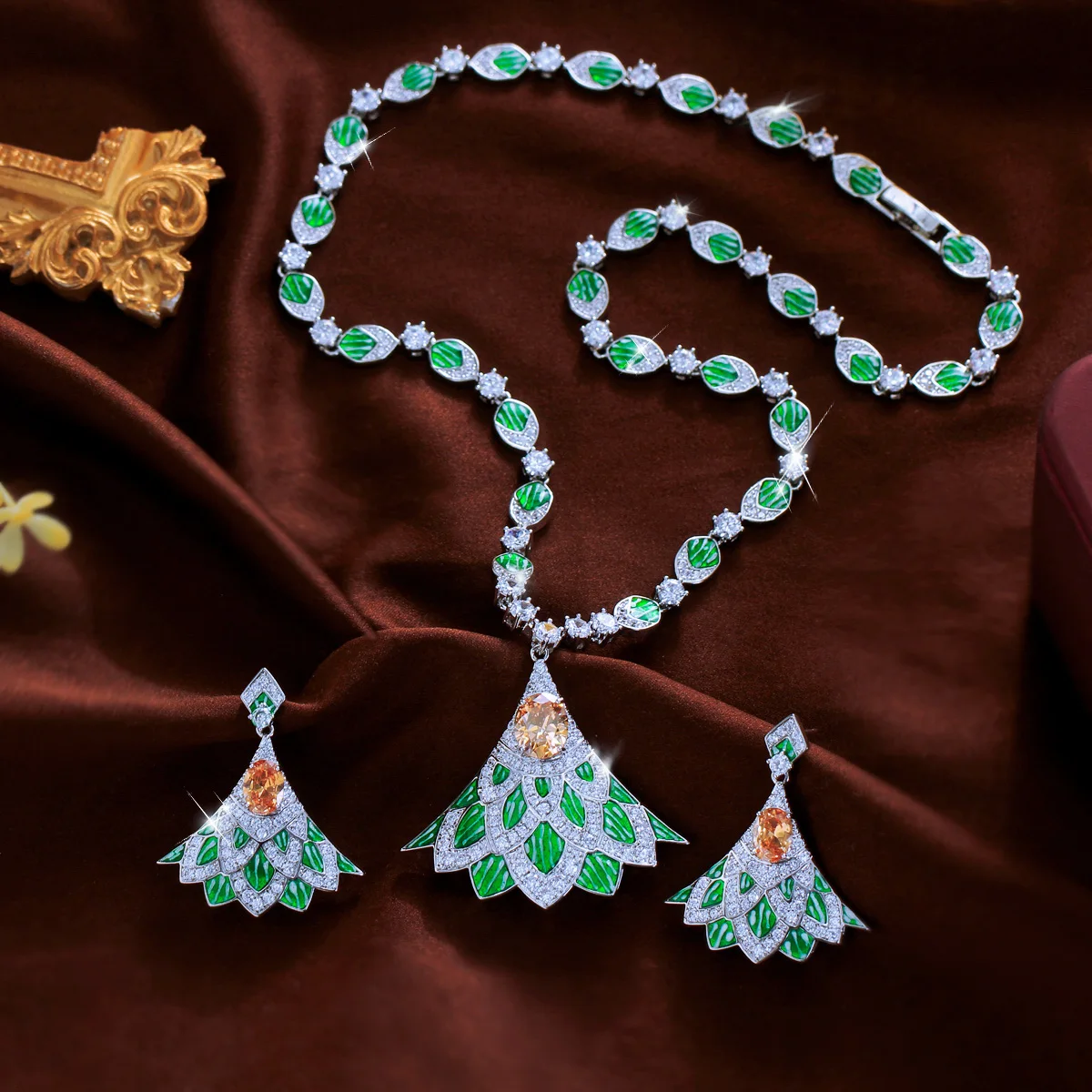 ThreeGraces Luxury Gorgeous Colorful Zirconia Geometric Shape Bridal Wedding Earrings and Necklace Jewelry Set for Women T1253