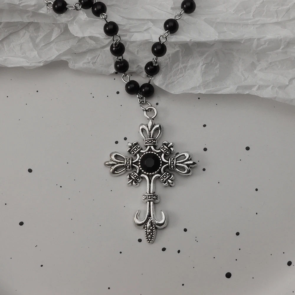 Gotische Vleermuis Kruis Donkere Hanger Ketting Set, Y2K Gepersonaliseerde Doorn Liefde Zwarte Kraal Gestapelde Ketting Set, Geschikt als Halloween G