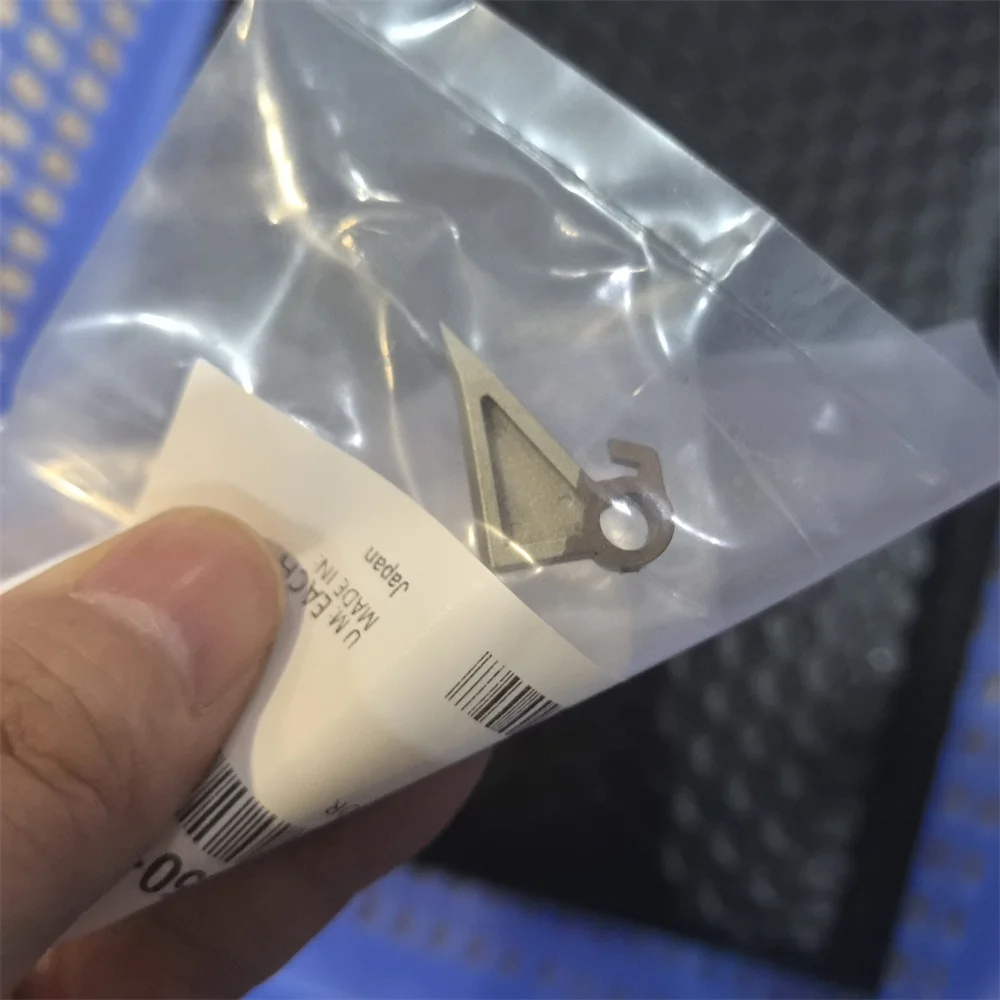 

2X 4040575501 4030571602 Верхний захват пальца для Konica Minolta 200 222 223 227 250 282 283 287 350 362 363 367 423 DI2510 3510