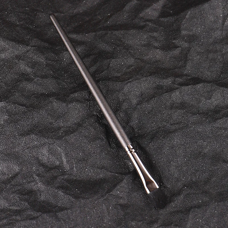 Piccasso Grey Makeu… - image