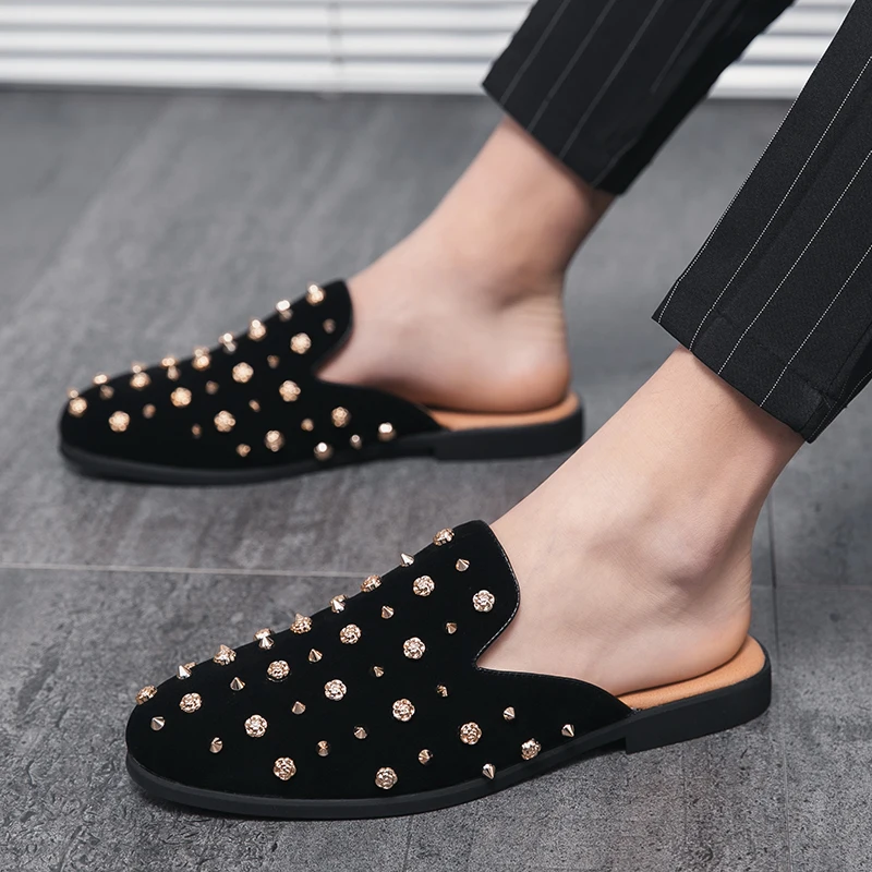 Mules de cuero con remaches para hombre, mocasines sin talón, zapatos casuales de talla grande para exteriores con puntera cerrada, zapatillas de medio pie, sandalias, zapatillas sin cordones, zapatillas deportivas.