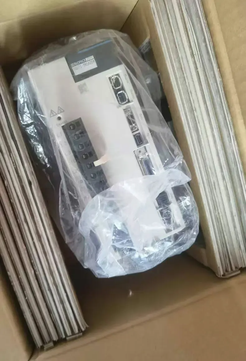 

Brand New SGD7S-1R6A20A SGD7S-2R8A20A SGD7S-5R5A20A SGD7S-7R6A20A SGD7S-120A20A One Year Warranty