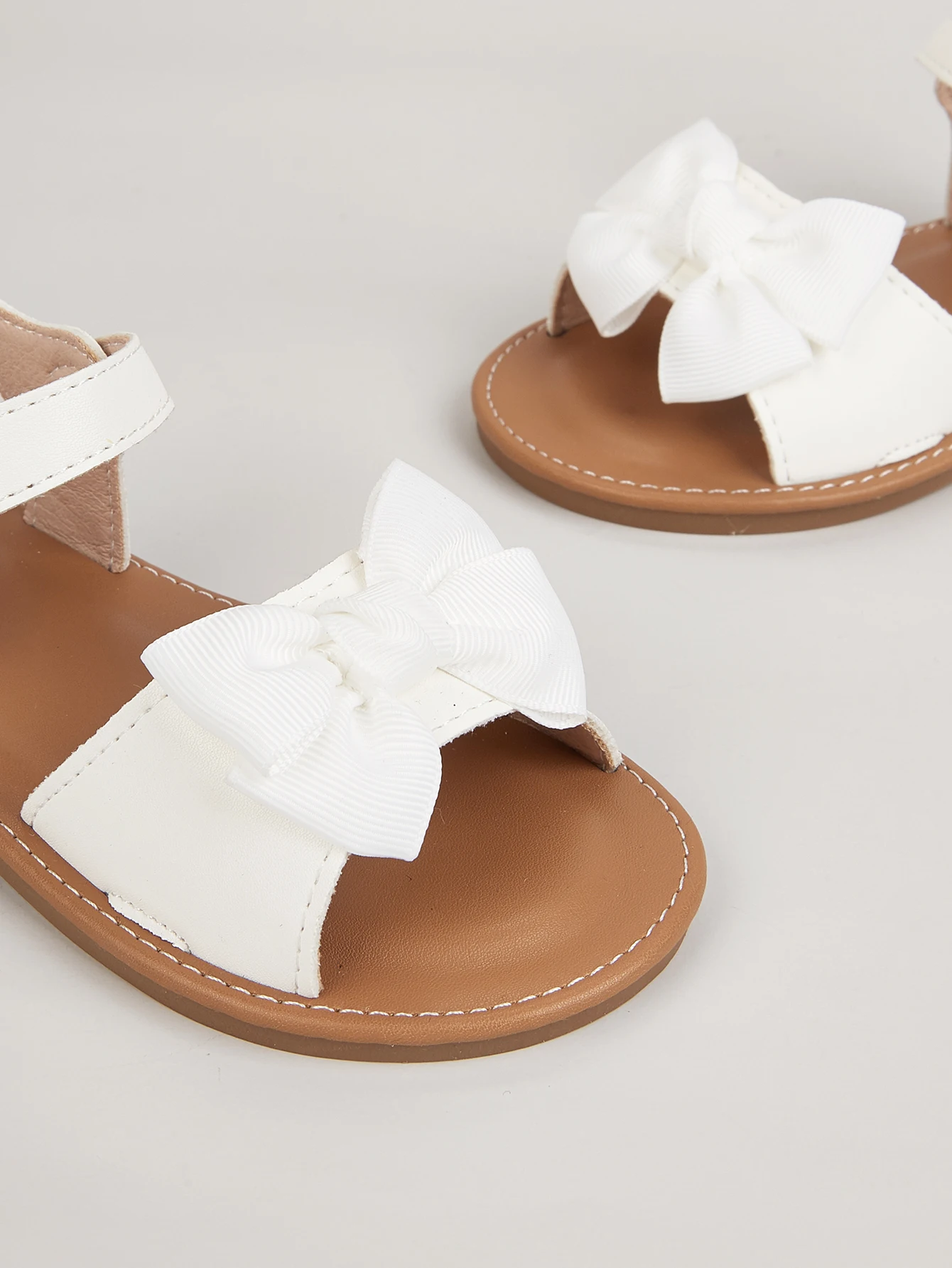 Sandalias con lazo de lentejuelas para niña, zapatos de princesa, plano Sandalias de tacón, talla 21-26, Verano