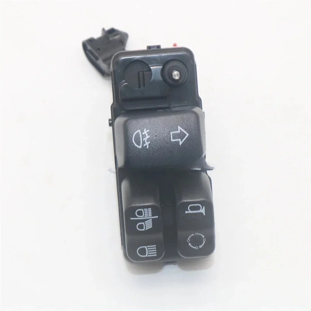 

71500464 Hand Control Switch for Softail
