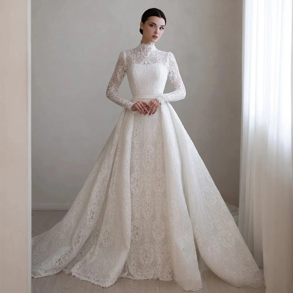 فستان زفاف فاخر مخصص برقبة عالية وأكمام طويلة ذيل محكمة فيستدو دي نويفا فستان زفاف دانتيل عربي تصميم خط