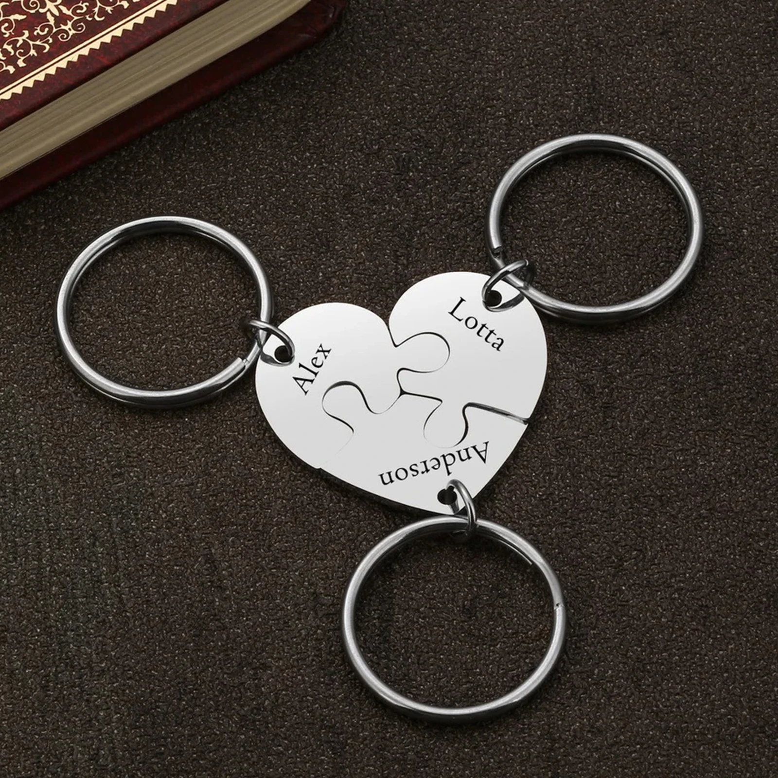 

Custom Name Heart Puzzle Keychain 2-5Pcs Stainless Steel Jewelry Heart Keyrings Set Personalized Family Reunion Christmas Gifts