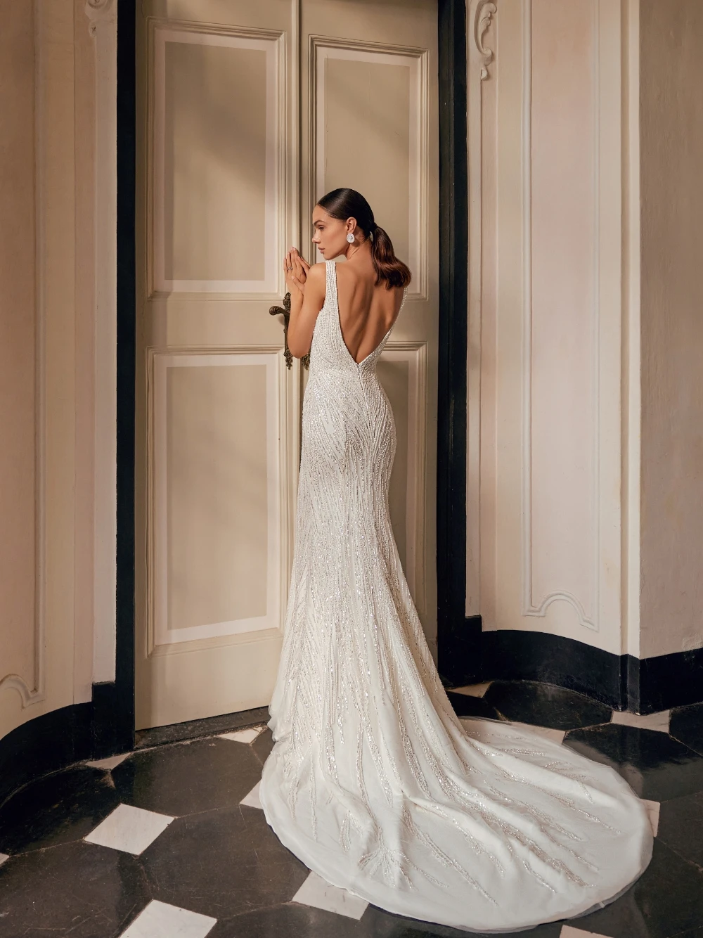 Sexy Backless Sheer Neck Wedding Dress Sparkling Beads Pearls Mermaid Bridal Gown Affordable Delicate Customized Women Wear