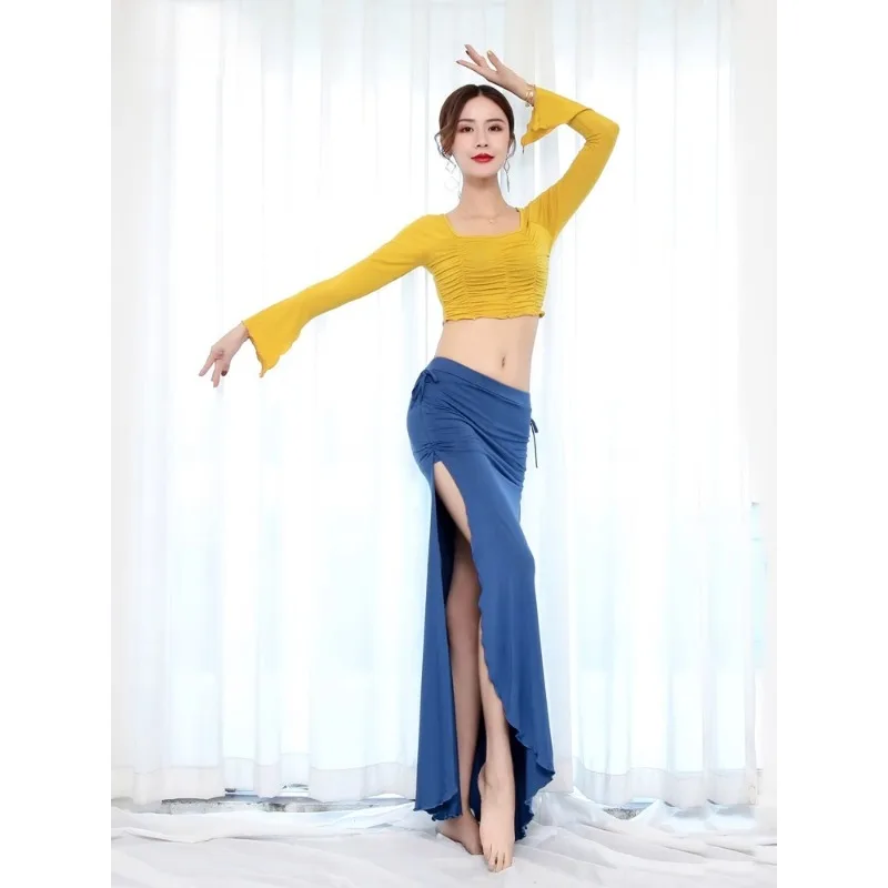 Costumi di danza del ventre personalizzati 2025 Nuovo set Abbigliamento da pratica modale a maniche lunghe Gonna lunga sexy a doppia fessura per adulti di sesso femminile