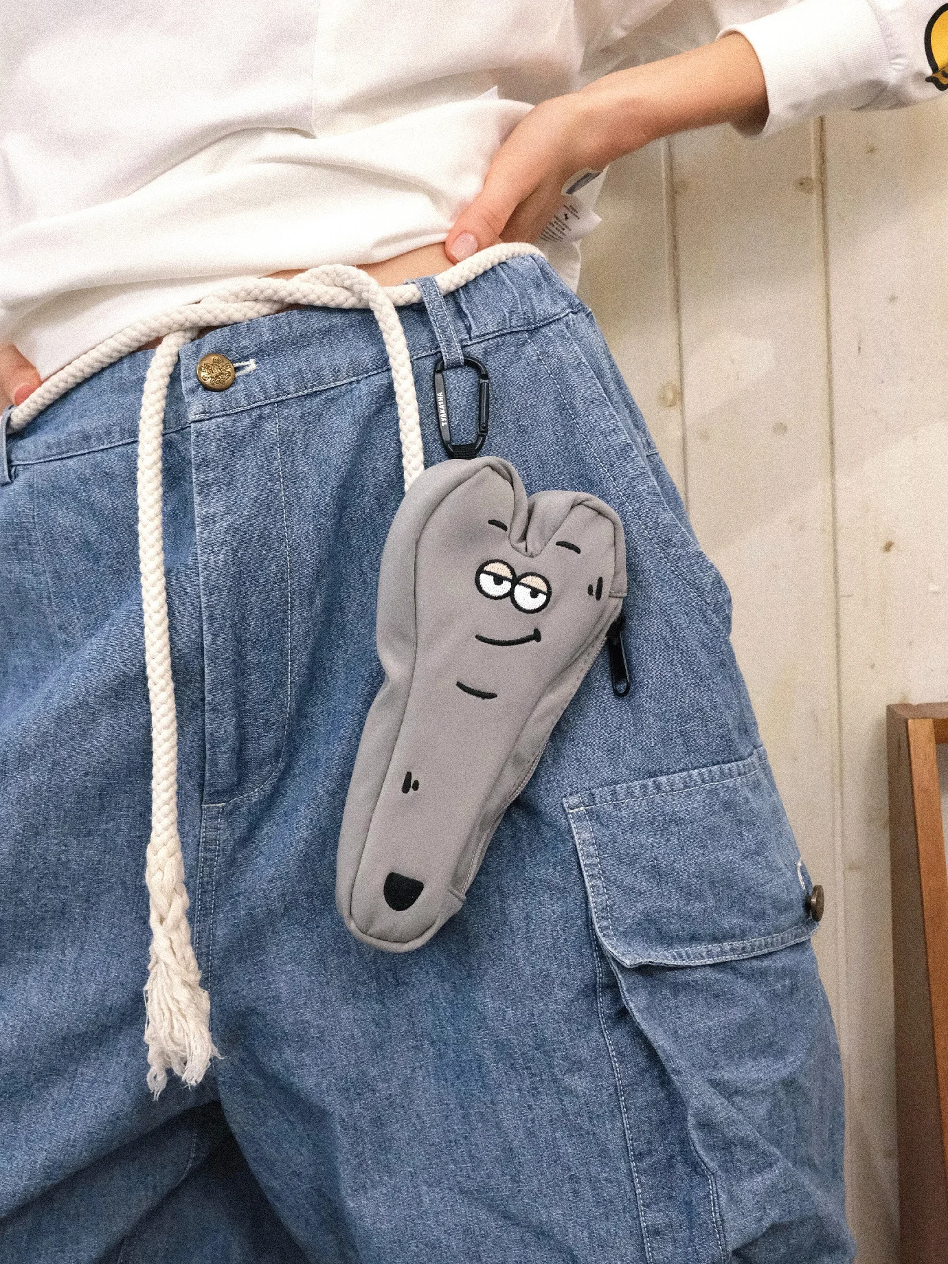 tyakasha-x-hardware-wrench-bag-holder-pen-bag-sachet-hanging-decoration-summer-basic-style-china-made-accessory