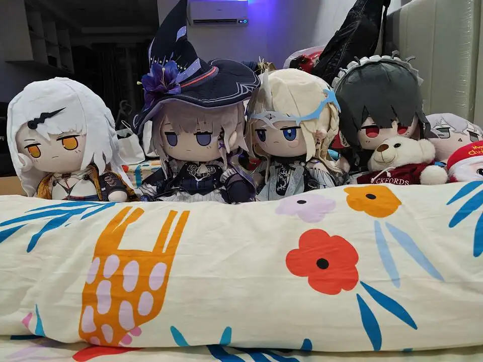 

Free Ship Anime Cotton Doll for The Herta ヘルタ 헤르타 Honkai: Star Rail sitting posture 40cm