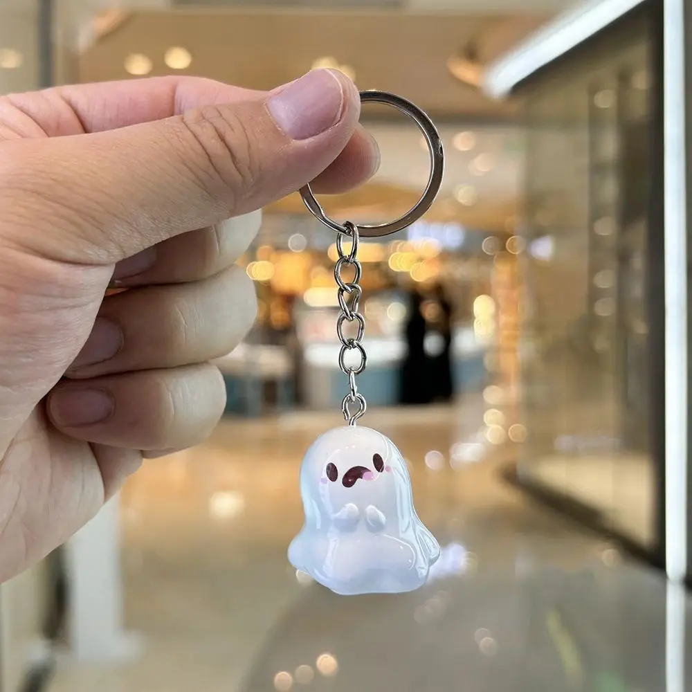 Funny Luminous Ghost Doll Pendant Resin Cute Ghost Keychain Cartoon Smooth Halloween Ornaments Halloween