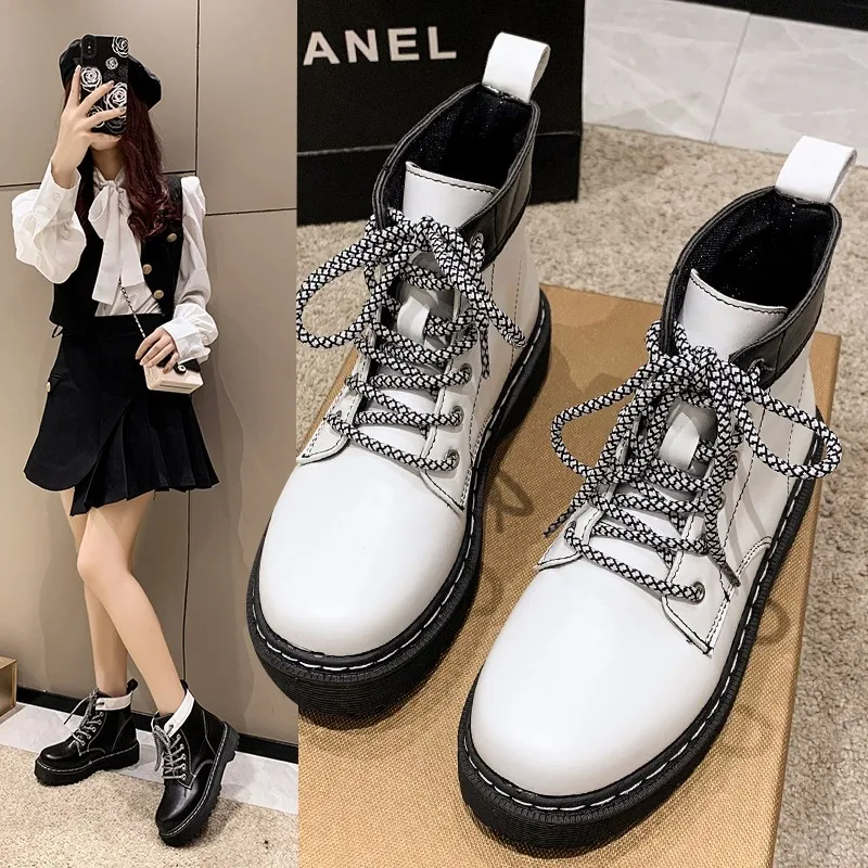 New Fashion Classic Motorcycle Boots Women's Autumn New Thick Bottom All-match Two-color Caual Fashion Short Boots Women's Shoes