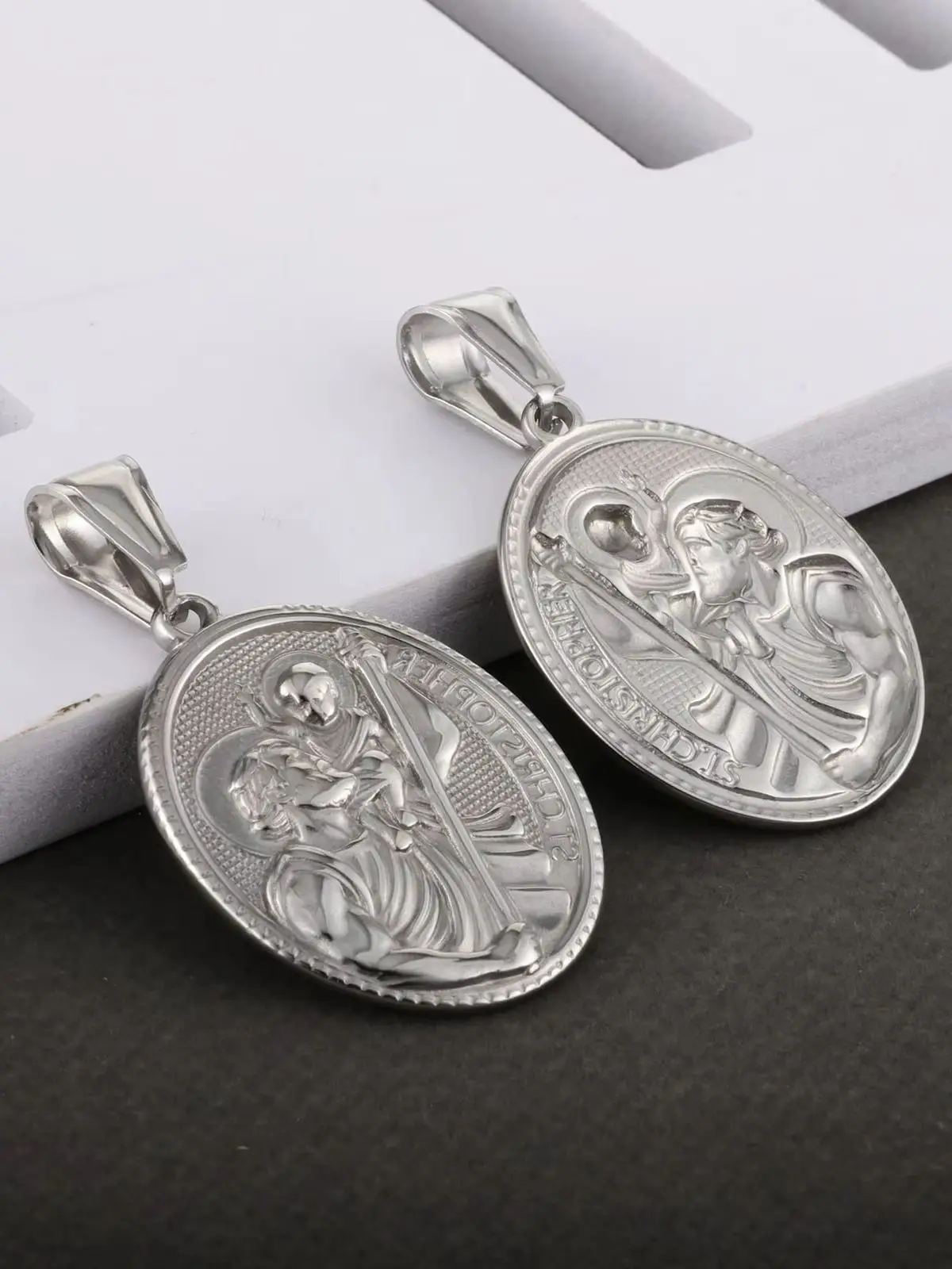 Diyalo 3 ألوان الفولاذ المقاوم للصدأ سانت كريستوفر قلادة تميمة عقد دي اي واي تأكيد الأسرار مجوهرات الإغاثة الدينية