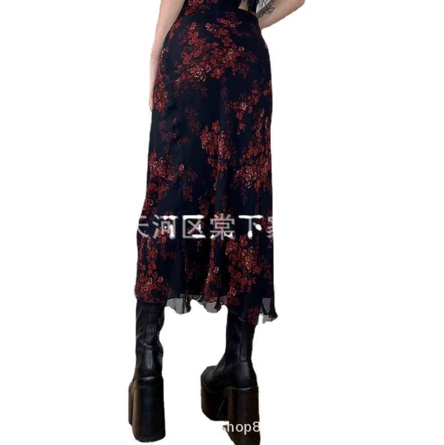 Woman Clothes Sexy Skirt Red Ethnic Style Commuting Printed Long Skirt Short Hip-covering Skirt Female Clothing Y2k Tight Skirt
