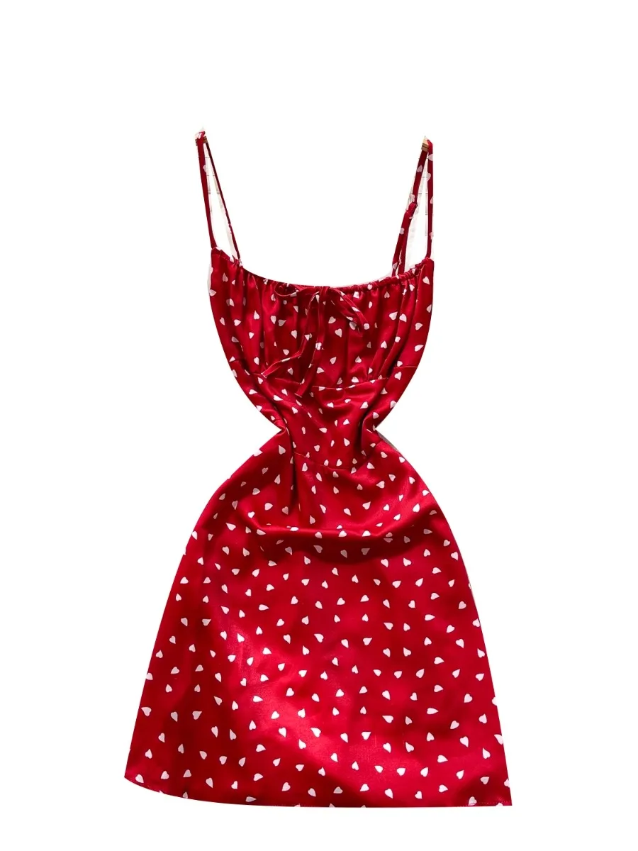 Foamlina مغرية رغبة نقية فستان بكتافة حمراء المرأة 2025 الصيف الفرنسية مثير مطوي الخصر نقطة القلب طباعة الساتان فستان قصير