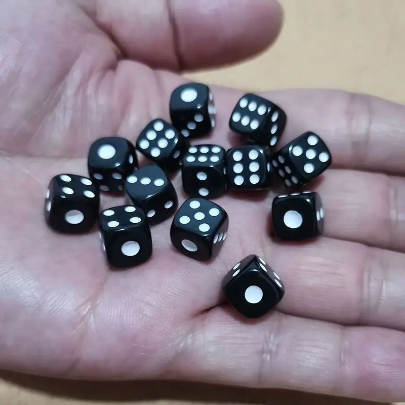 Dados de punto de ángulo redondo de ángulo recto, accesorio de juego de bricolaje, cubo para fiestas de cumpleaños, color blanco y negro, 6 lados, 10mm, 10 piezas