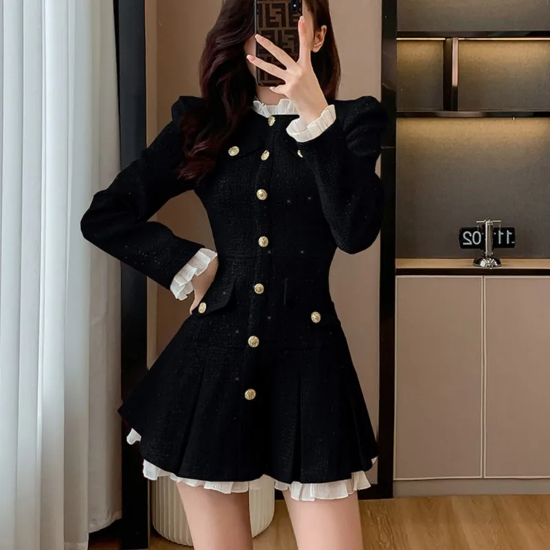 

Korean Vintage Women Tweed Dresses 2025 Autumn New O-neck French Pleated A-line Party Short Dress Fashion Female Mini Vestidos