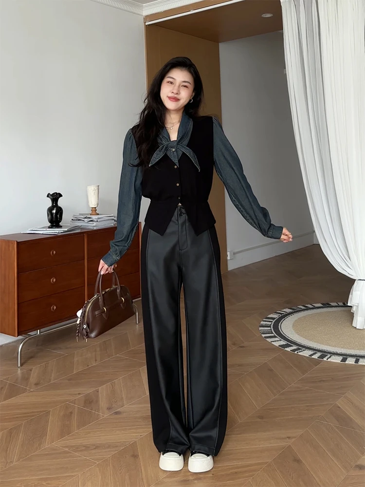 

Комплект женский осенний: винтажная джинсовая рубашка в клетку с эффектом двухслойности и кожаные брюки для стройности фигуры, модель Zhang a Xing Berlin S