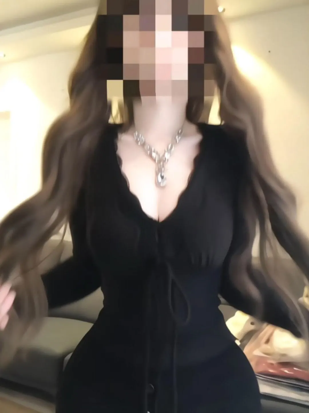 

Ele V-ne Slim-fit Long-sve T-irt Unique Bla Top Korean Sle Spring Faion for Ladies Casual Versatile Wear