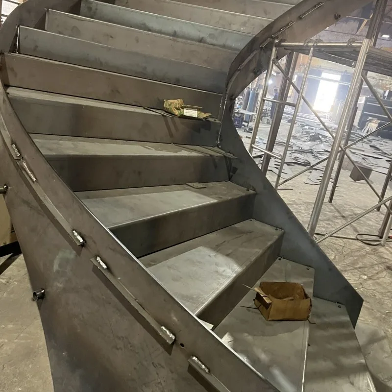 : Peças para escadas