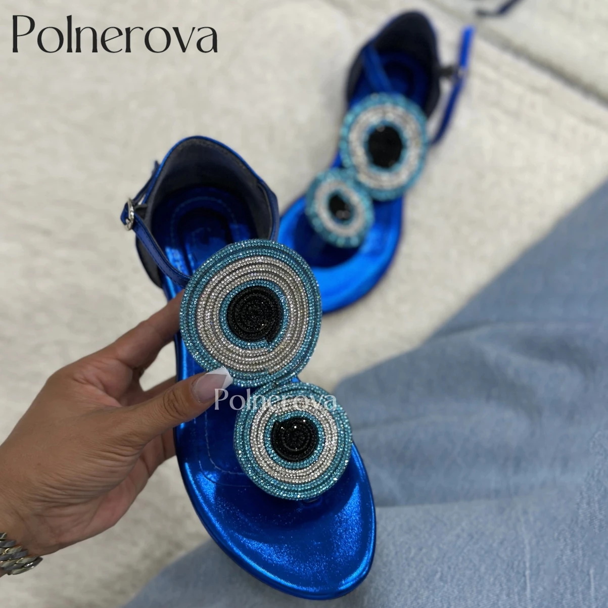 Blue Eyes Rhinestone Sandals Round Crystal Flats Round Toe Patent Leather Buckle Summer Shoes Luxury Shiny Women\'s Flat Sandals