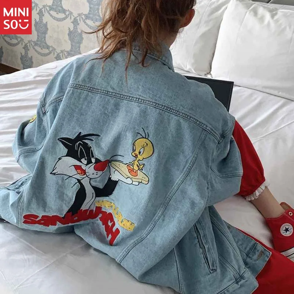 سترة ديزني للزوجين - نمط حروف كرتونية مطرزة فضفاضة ومغسولة بتصميم كلاسيكي للارتداء اليومي وملابس الزوجين