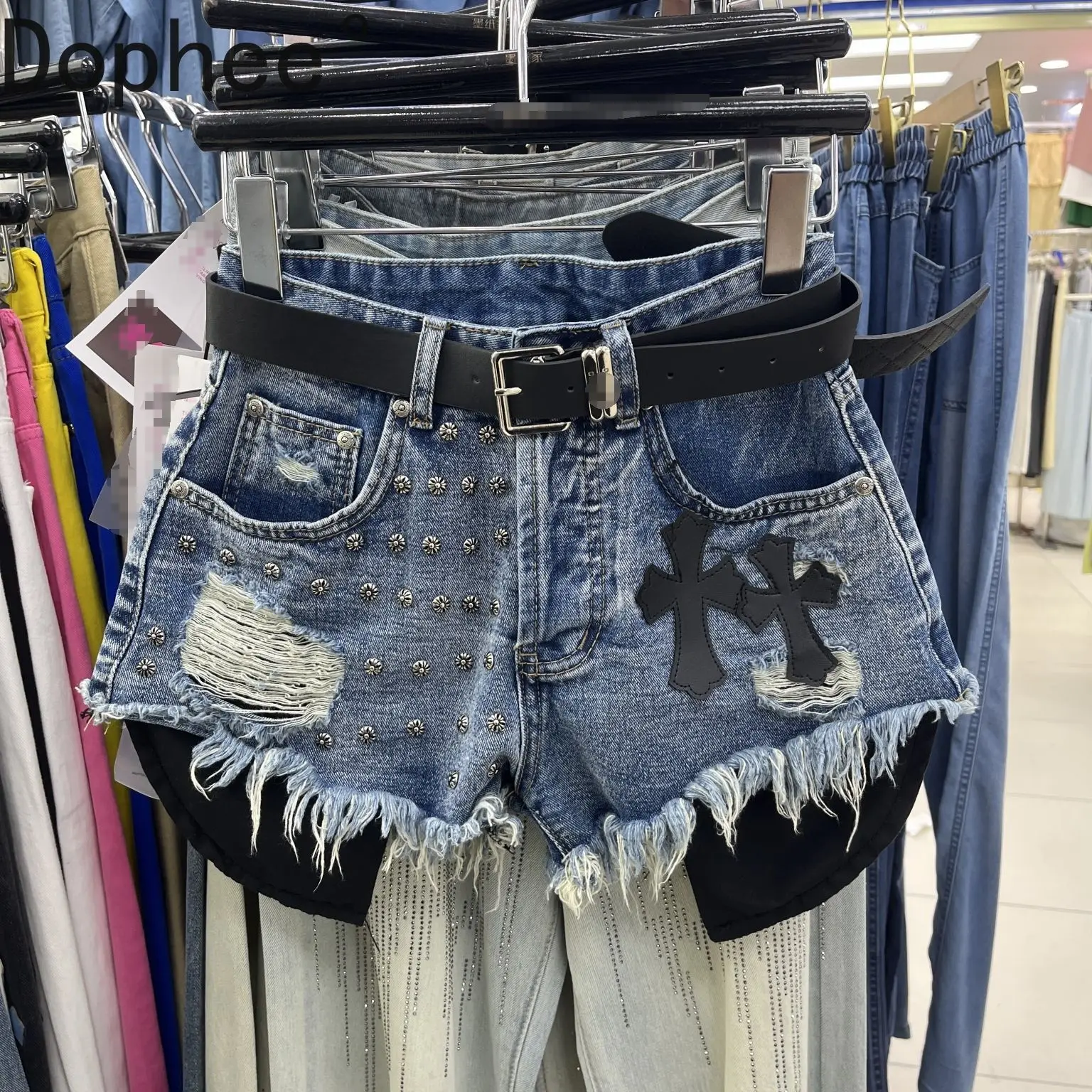 

Spice Girls Subculture Diamonds Rivet Summer Hot Shorts Personality Hole High Waist Straight Jeans Tassel Women Denim Shorts