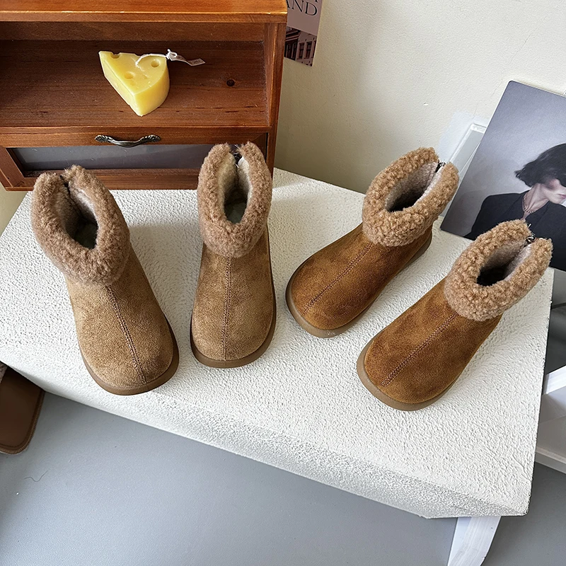 

Детские короткие замшевые ботинки с круглым носком, теплые, на мягкой подошве, 2026, абсолютно новые, повседневные ботинки для девочек, на молнии сзади, универсальные