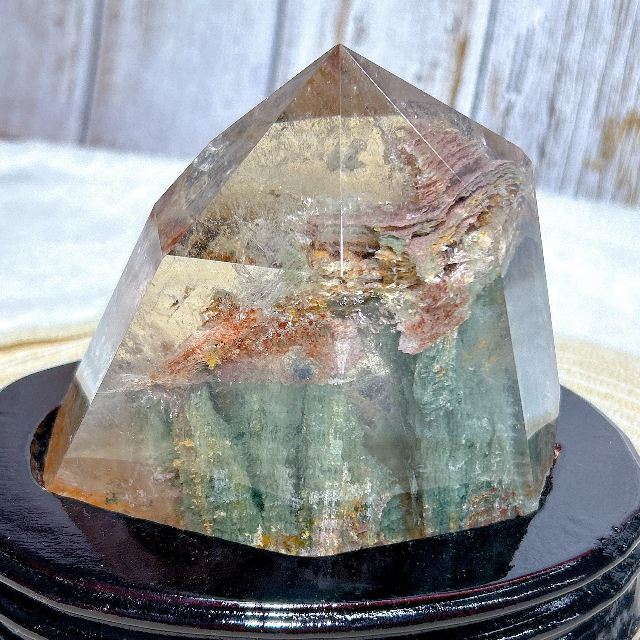 

Healing Natural Brazil Crystal Rainbow Garden Quartz Large Tower Raw Stone Specimen Give Base Mineral Energy Home Decorations