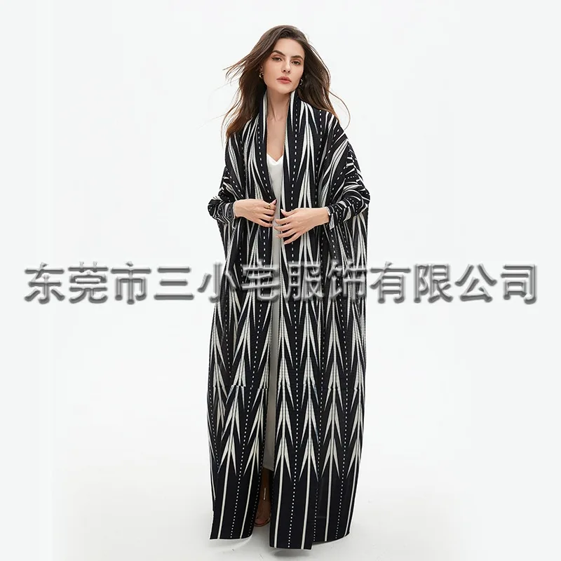 Pleats Pleated Jacket Trench Abaya Coat 2024 Fall New Famous Clothing Extended Gown Prom Evening Dresses Plus Size Clothing