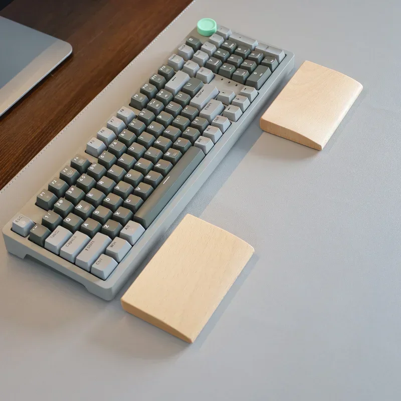 メカニカルキーボード用にカスタマイズされた片手ウォールナットリスト