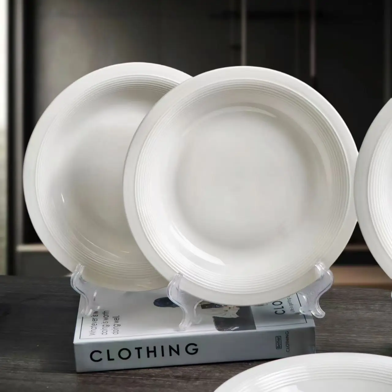 9.3 Inch Solid Color Nordic Simple Ceramic Tableware Set, Creative Round Plates & Bowls Combination Household Dinner Set view 4