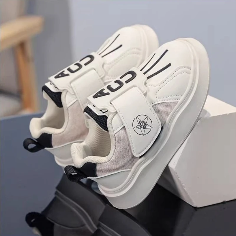 

2026 New Autumn Kids White Sneakers Unisex Casual Sport Shoes for Boys Girls Breathable Light Daily School Shoes